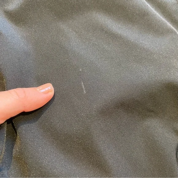 (M) Arc’teryx Men’s Hiking Pants Black Medium Hike Outdoor Windbreaker 33x32 - Picture 7 of 15